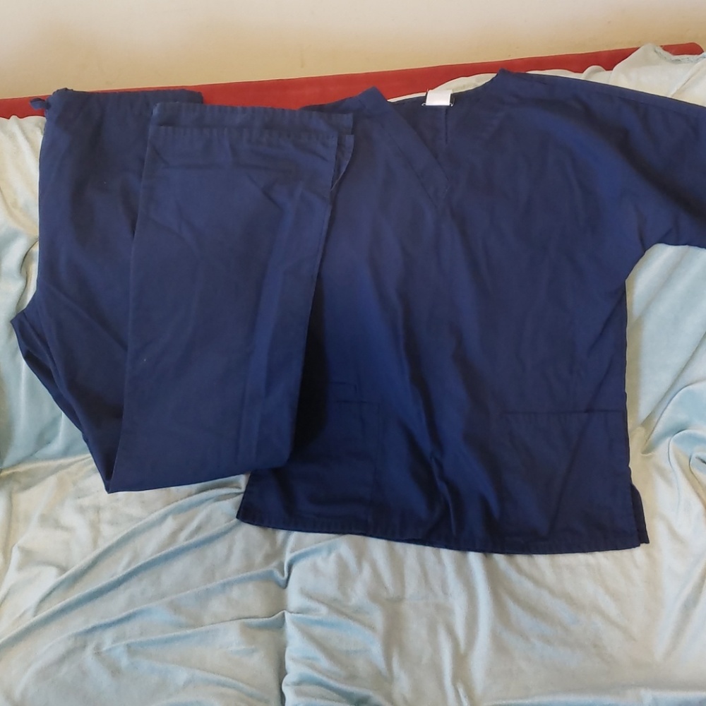Cherokee navy scrubs